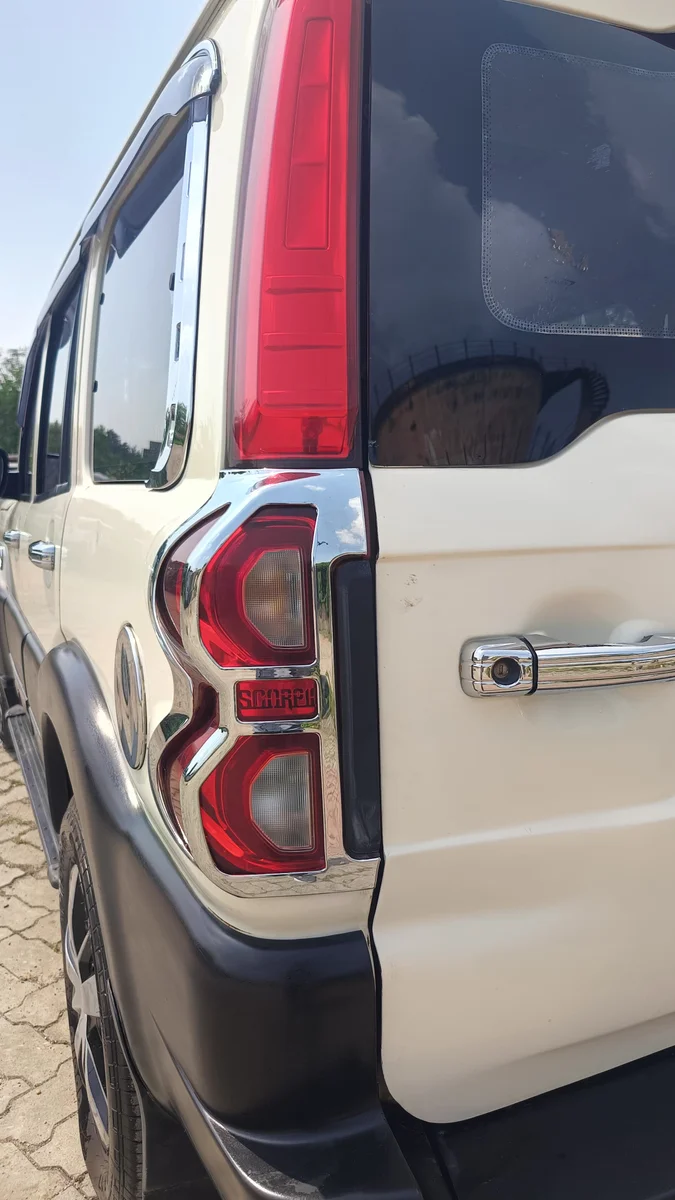 MAHINDRA SCORPIO CLASSIC S MT 9S - 21