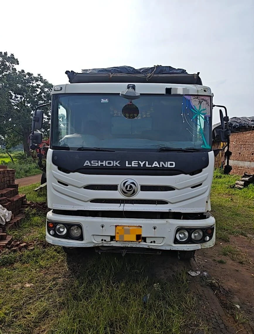 ASHOK LEYLAND 12 CHAKKA
