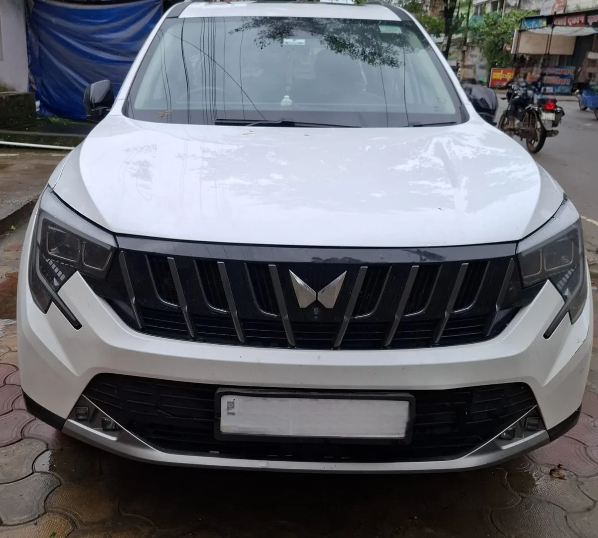 MAHINDRA XUV 7XO  AX7 - 2