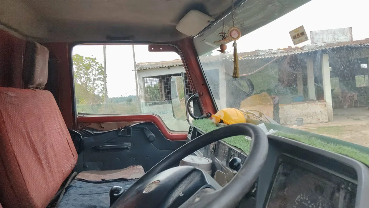 TATA LPT 912 TIPPER - 7