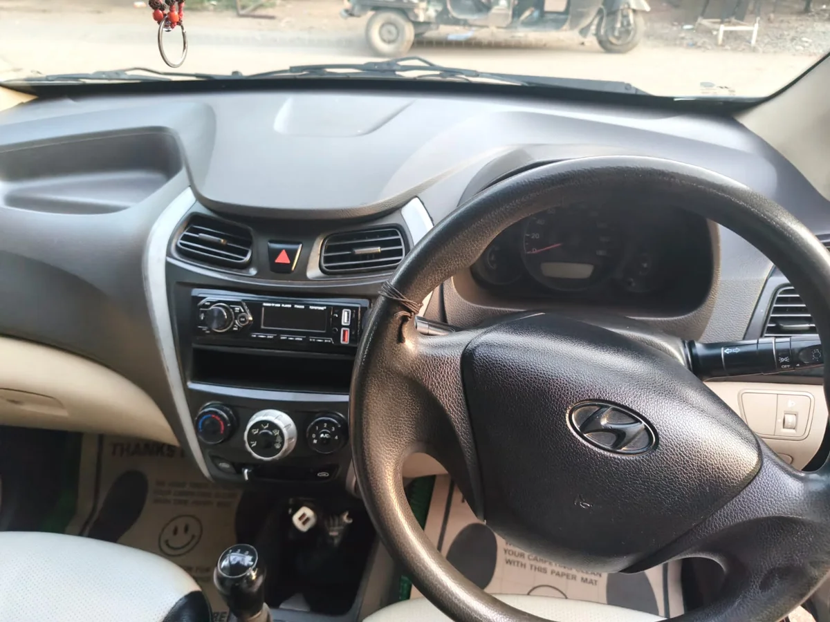 HYUNDAI EON - 7
