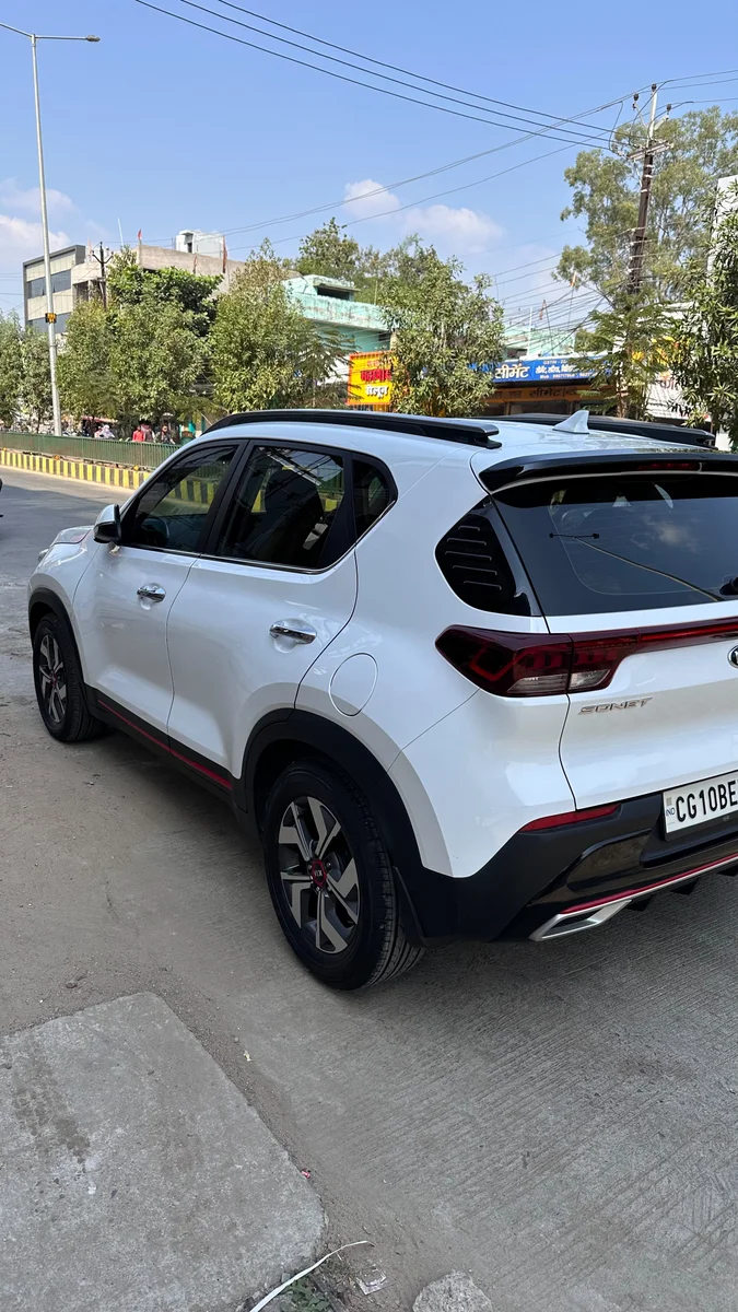 KIA SONET D1.5 6 MT GTX PLUS - 5