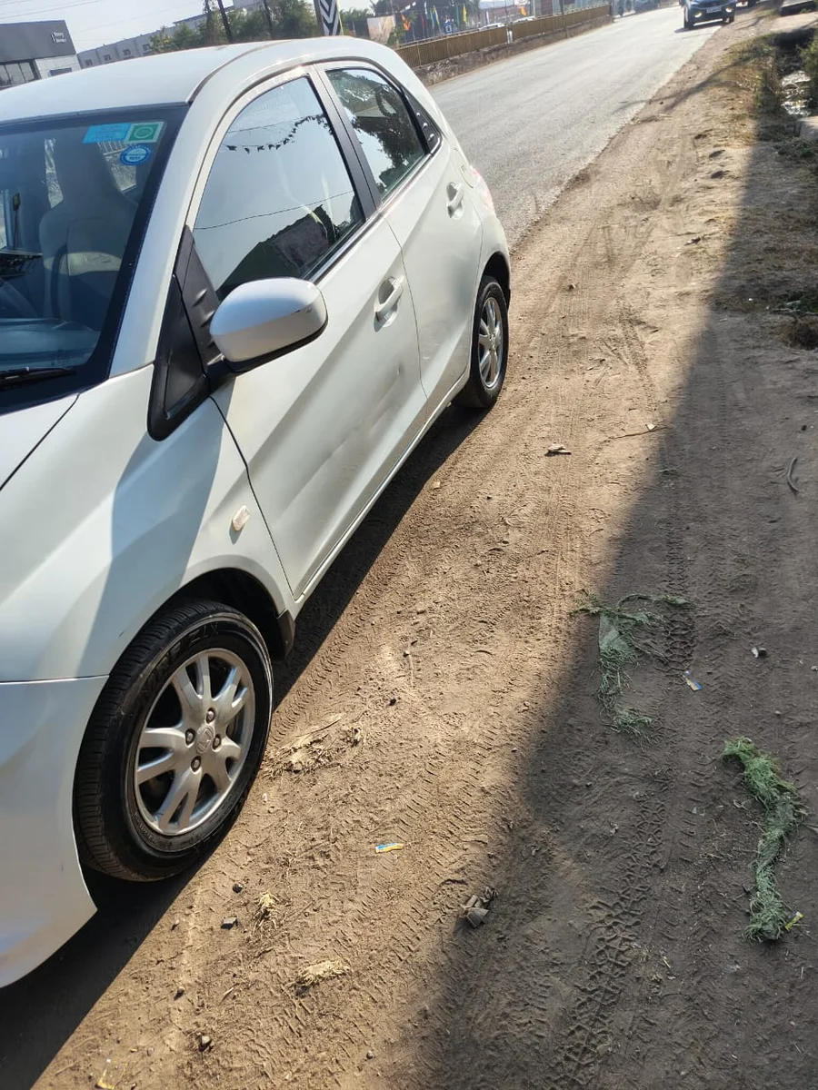 HONDA BRIO VXAT - 4