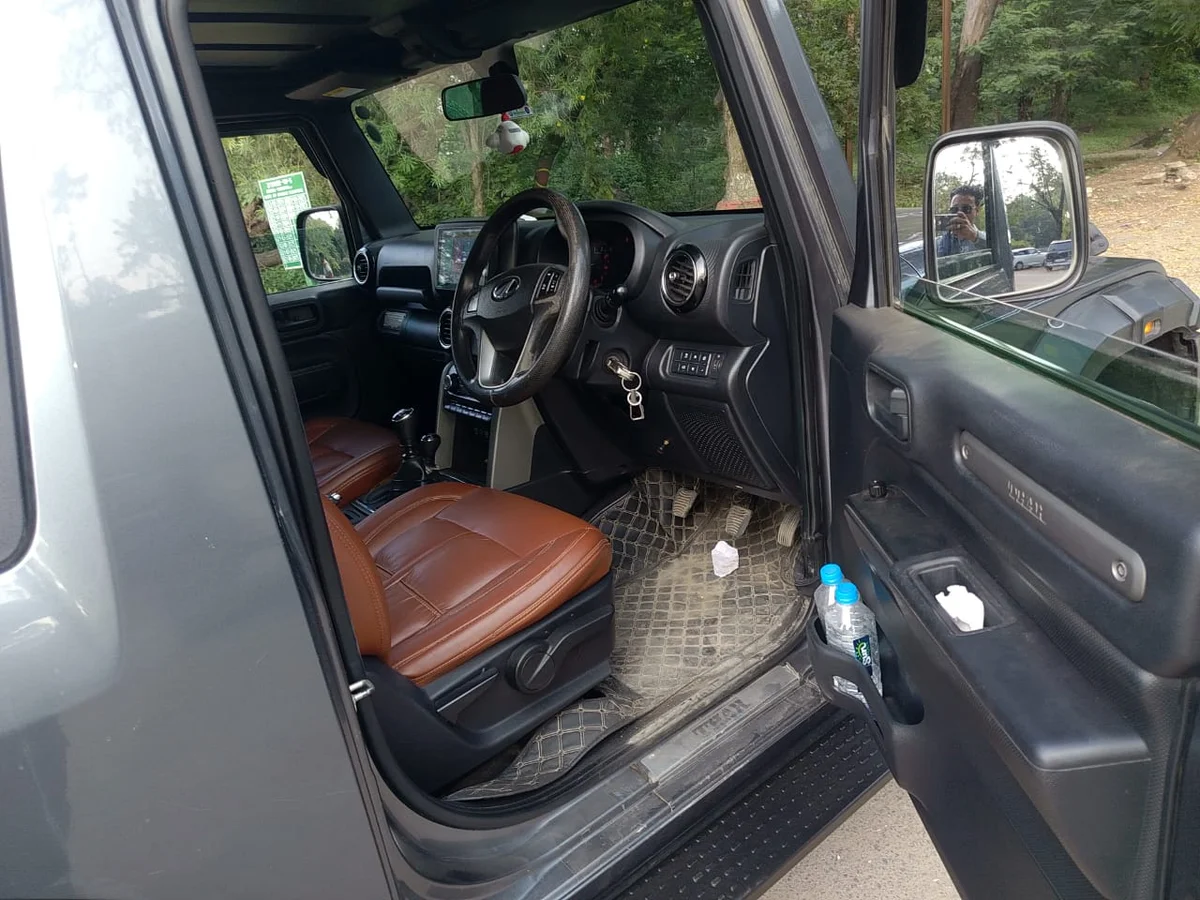 MAHINDRA THAR 4×4  TOP MODEL - 5