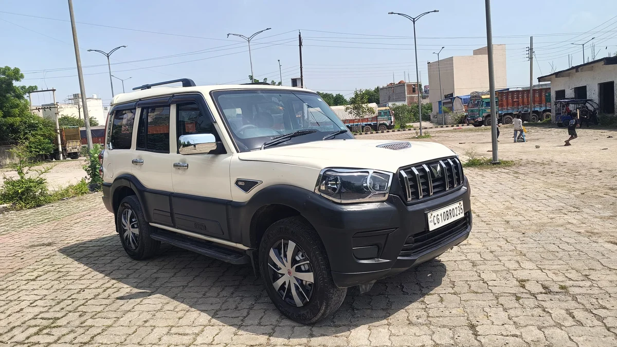 MAHINDRA SCORPIO CLASSIC S MT 9S - 2