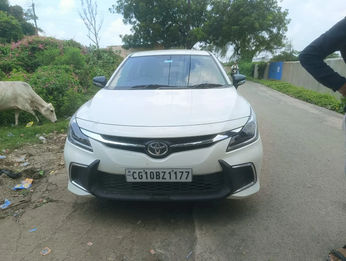 TOYOTA GLANZA BES MODEL