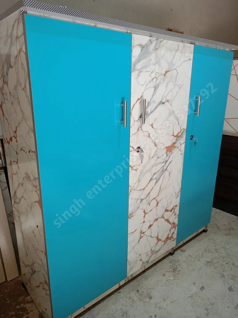 3 door wardrobe 4/4