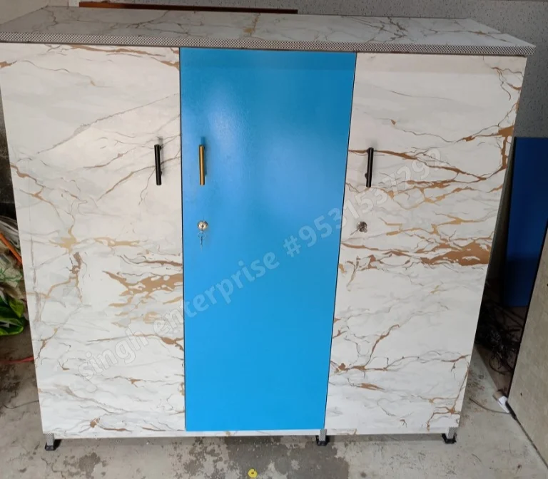 3 door wardrobe 4/4