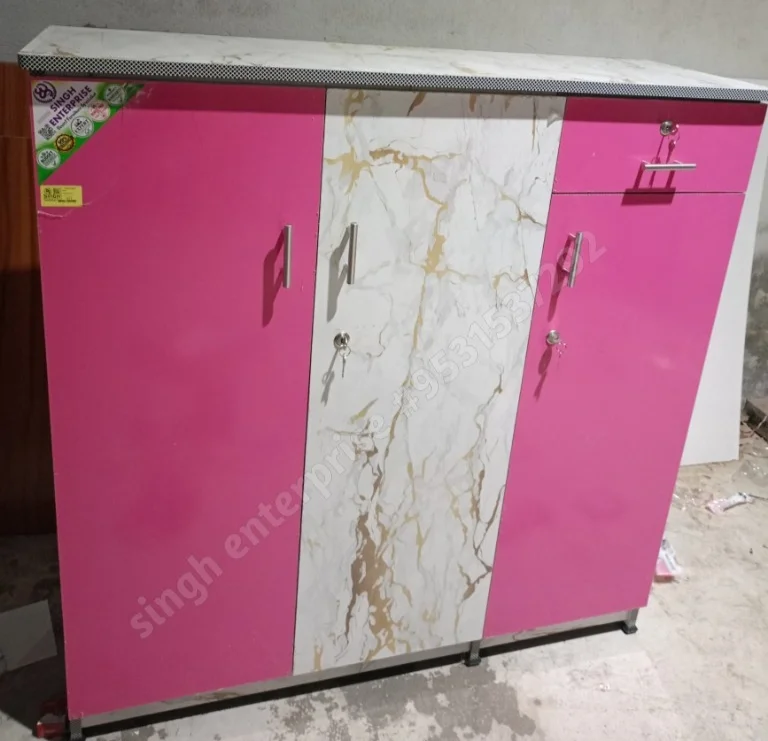 3 door wardrobe 4/4