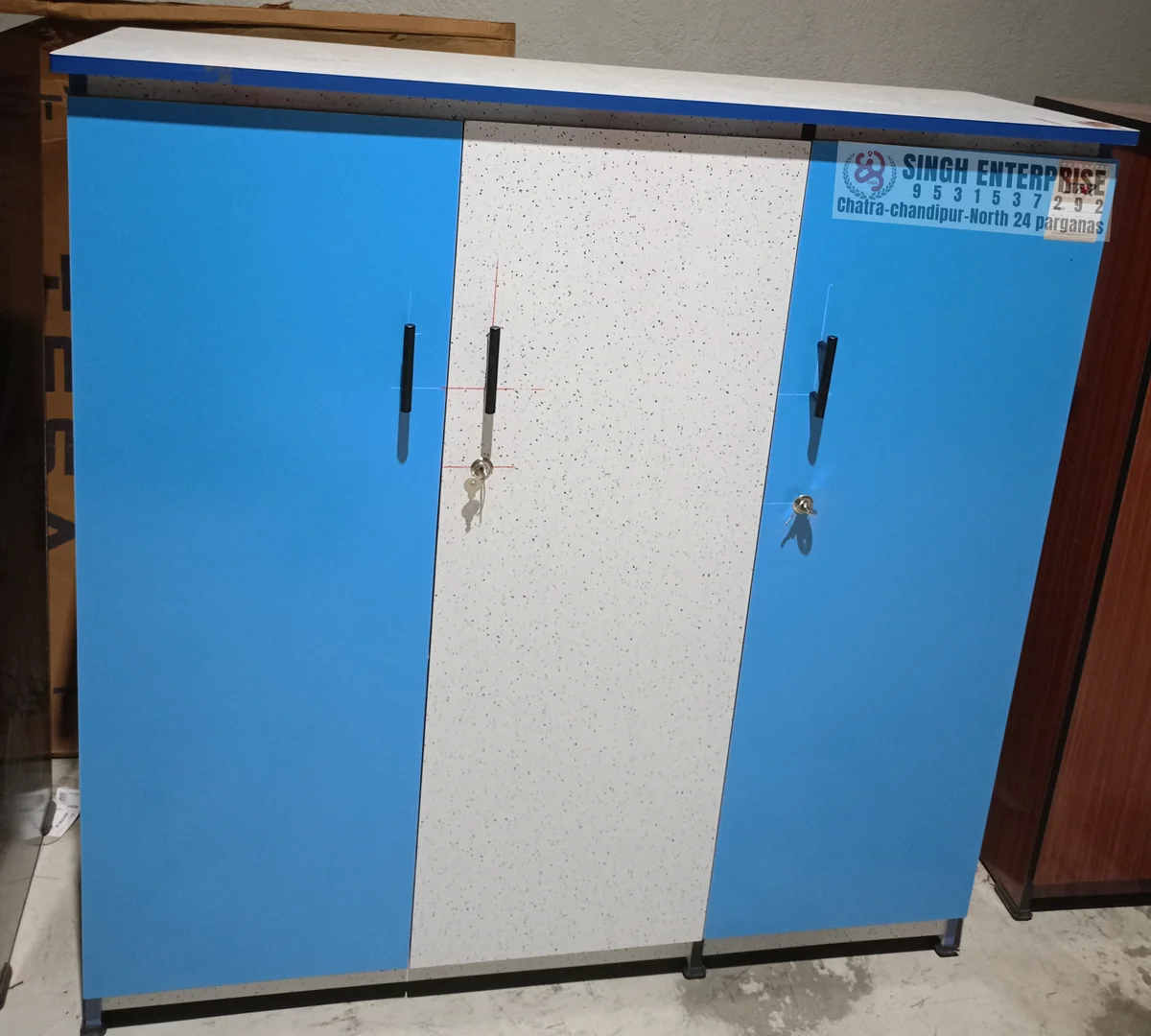 3 door wardrobe 4/4