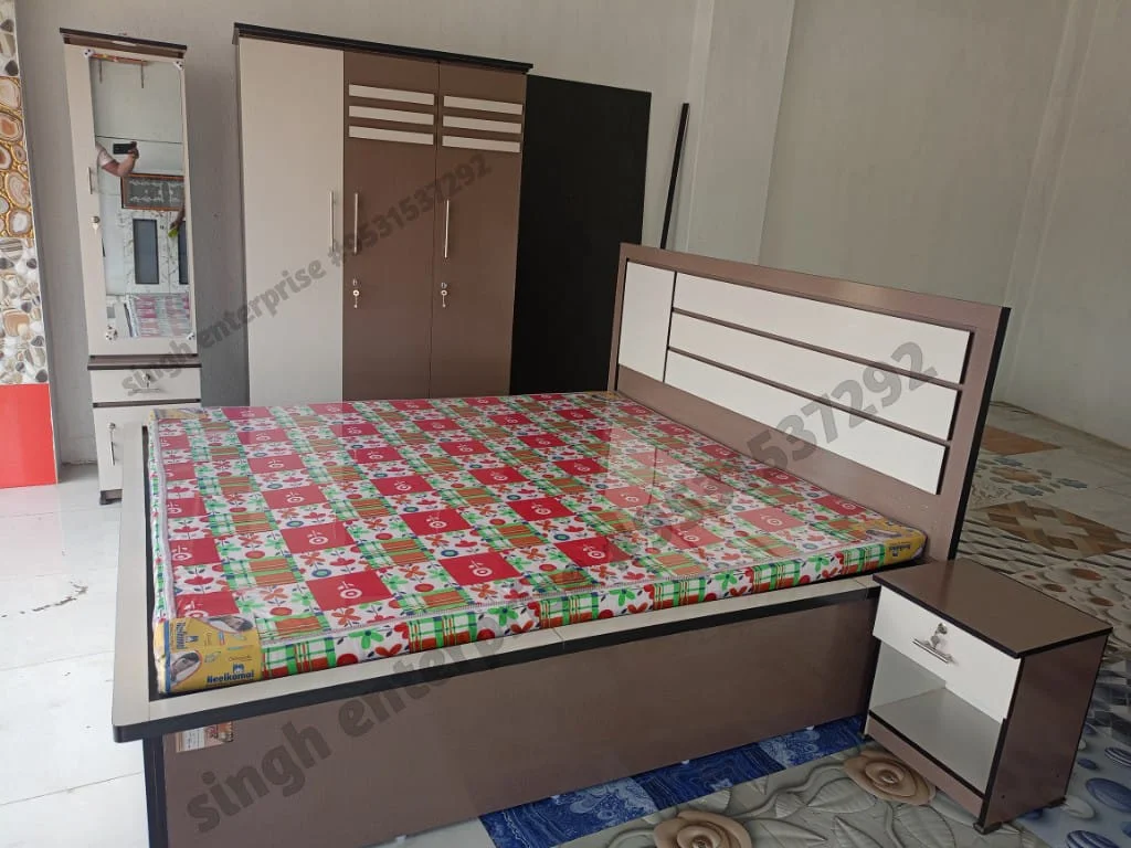 Bed & bedroom package