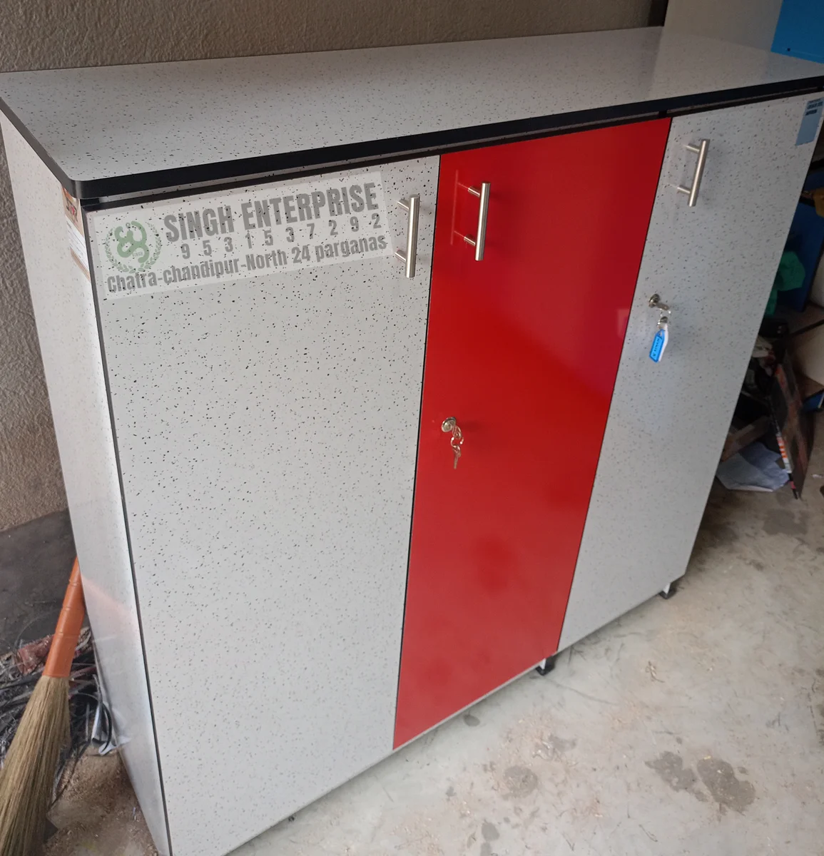3 door wardrobe 4/4
