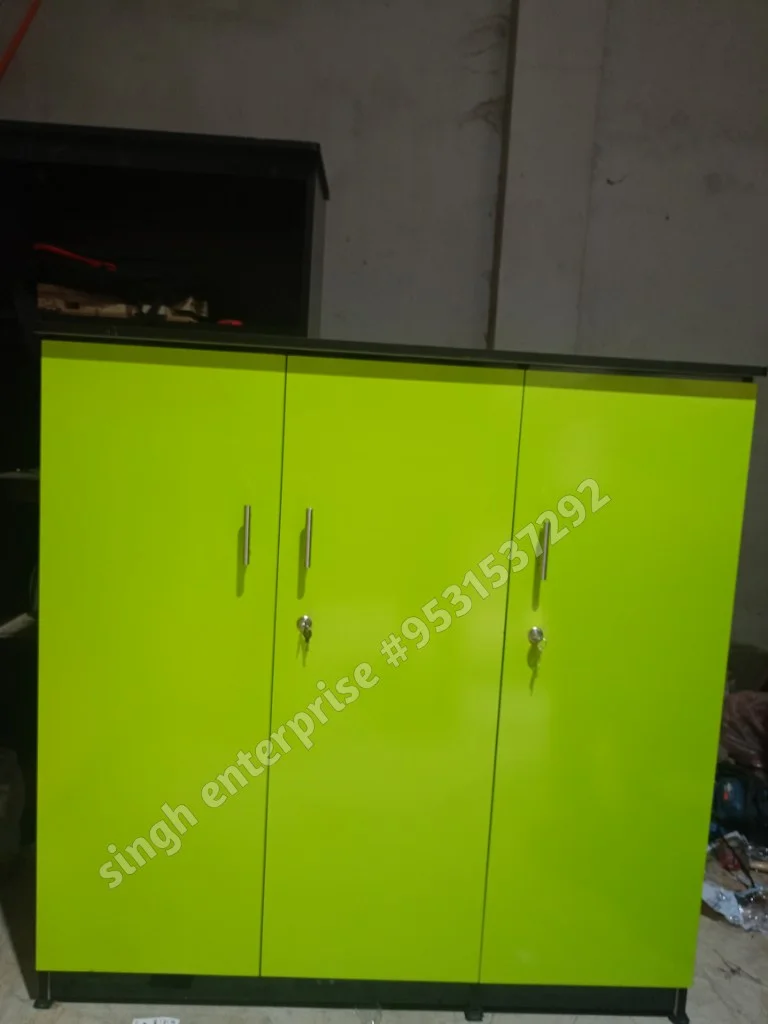 3 door wardrobe 4/4