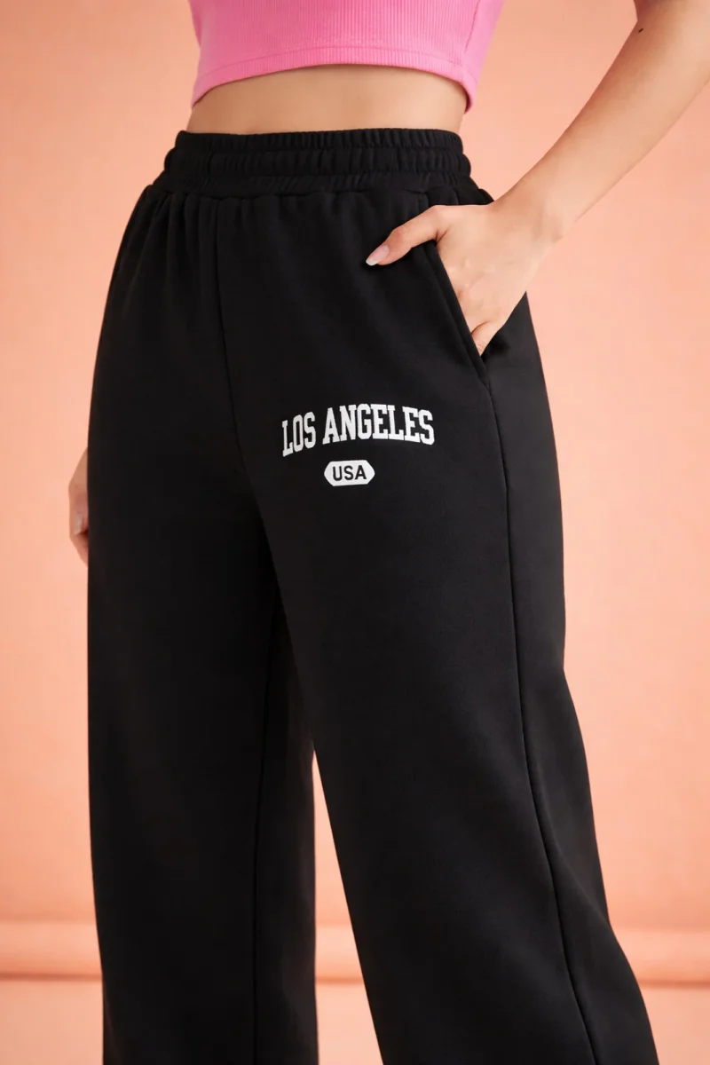 Trendy Women’s Ultra-Soft Wide-Leg Streetwear Joggers with Drawstring Waist