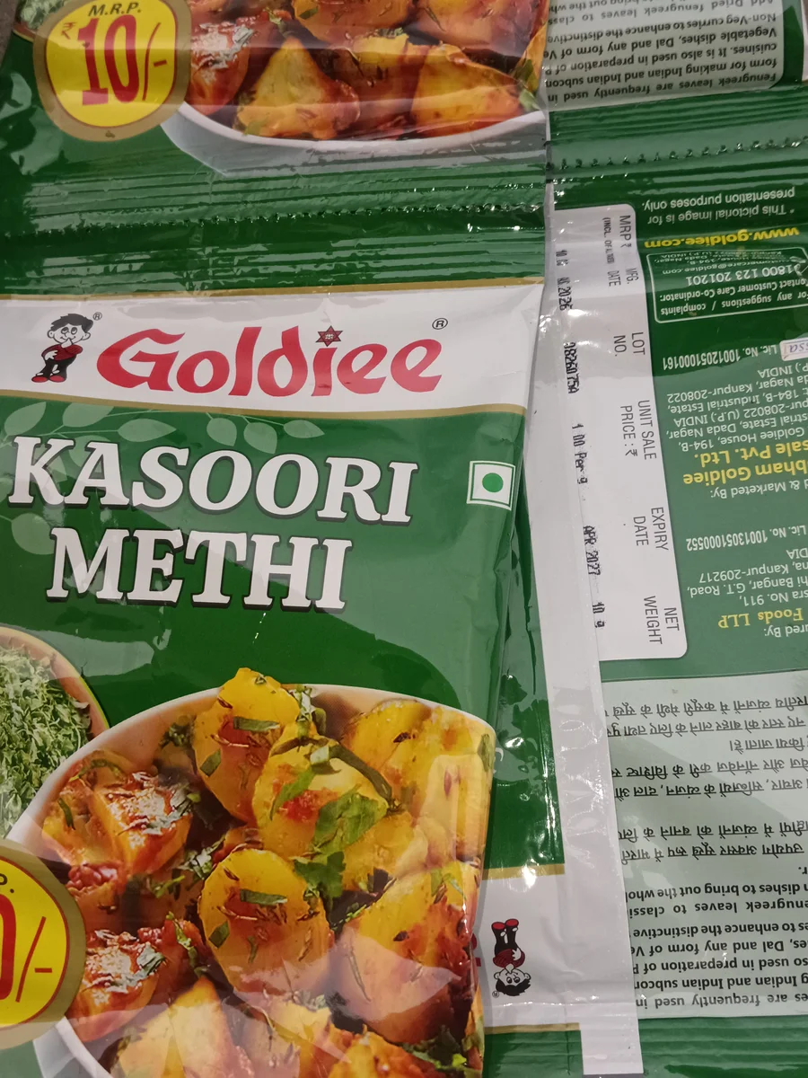 Goldiee Kasturi methi mrp 10 (10pc)