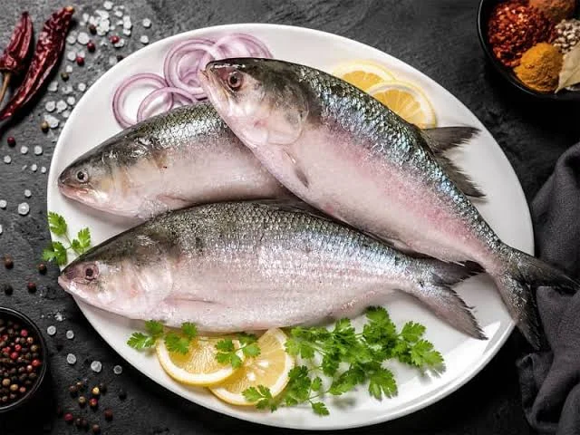Fresh Baby Hilsa (কাঁচা খোকা ইলিশ)