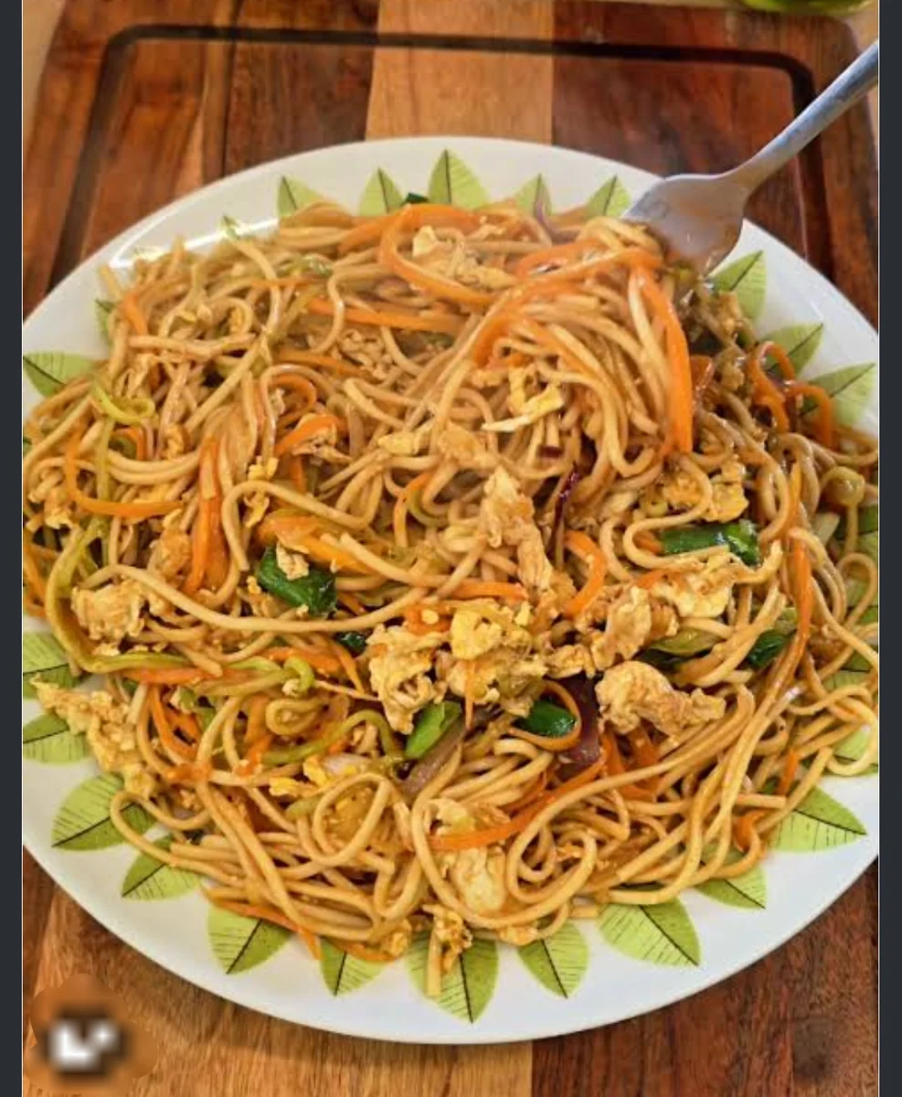 EGG CHOW