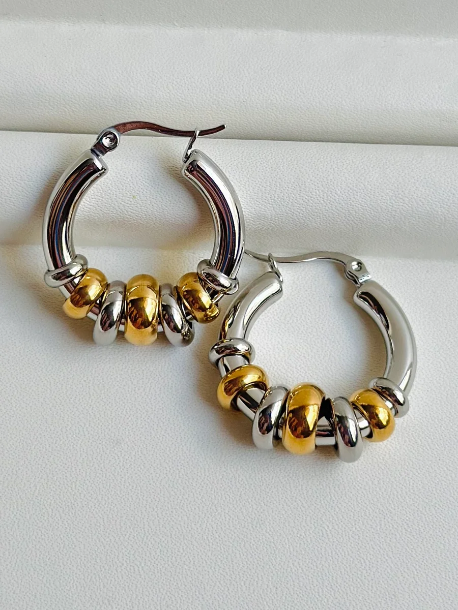 Mixed Mood Hoops