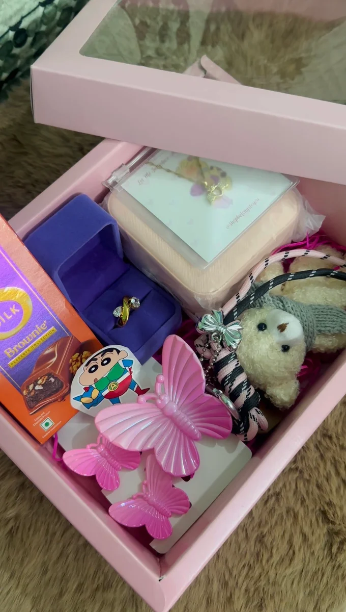 PINK HAMPER BOX