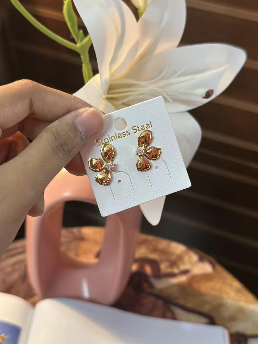 Amelie Earrings 2