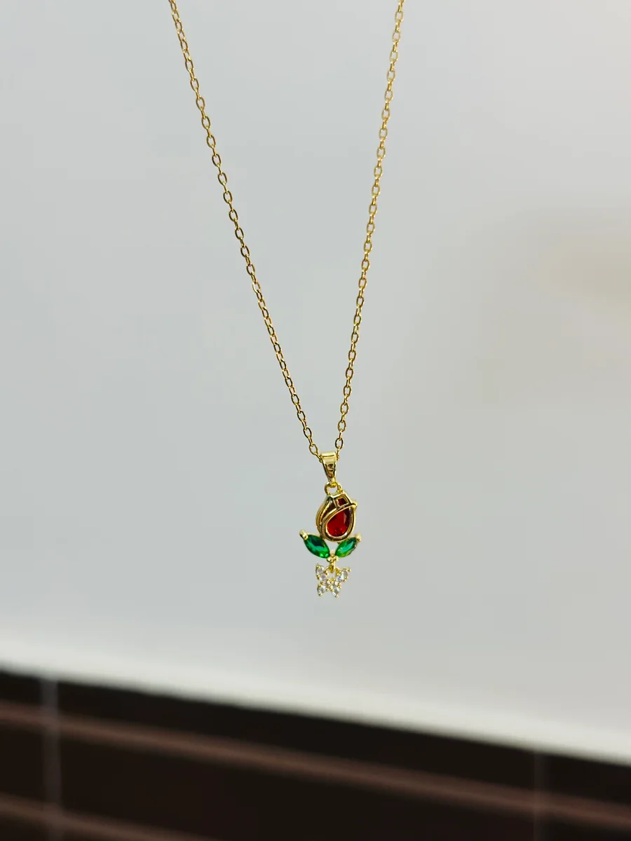 Red Tulip Necklace