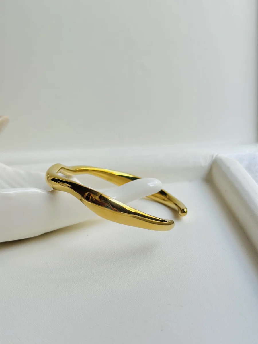 Luxe Ripple Bracelet
