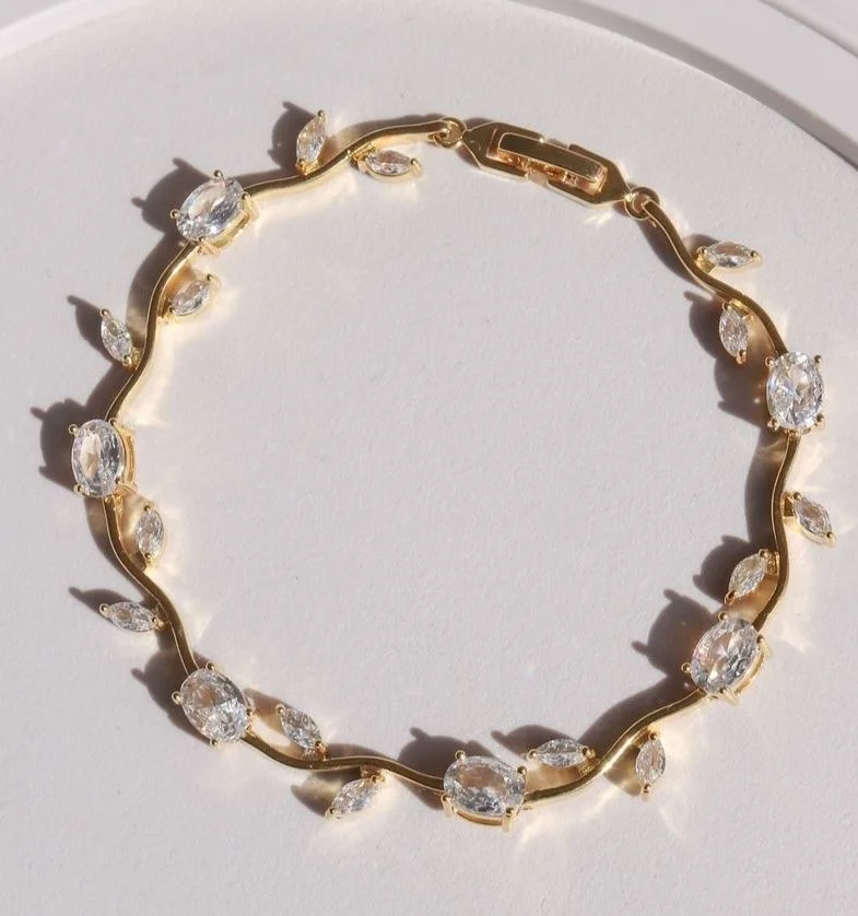 White Tulip Bracelet