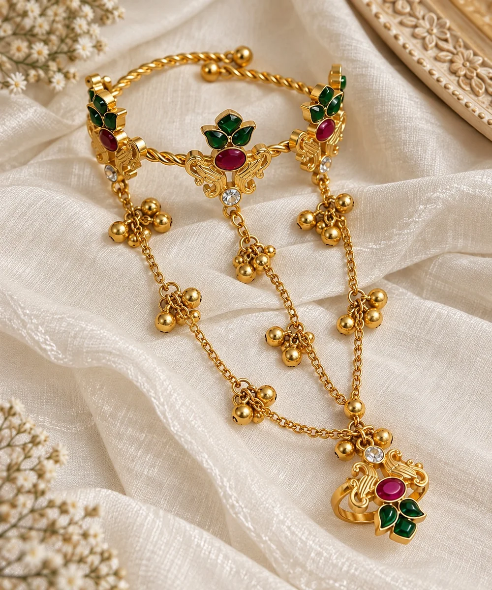 Vintage Style Hath Phool