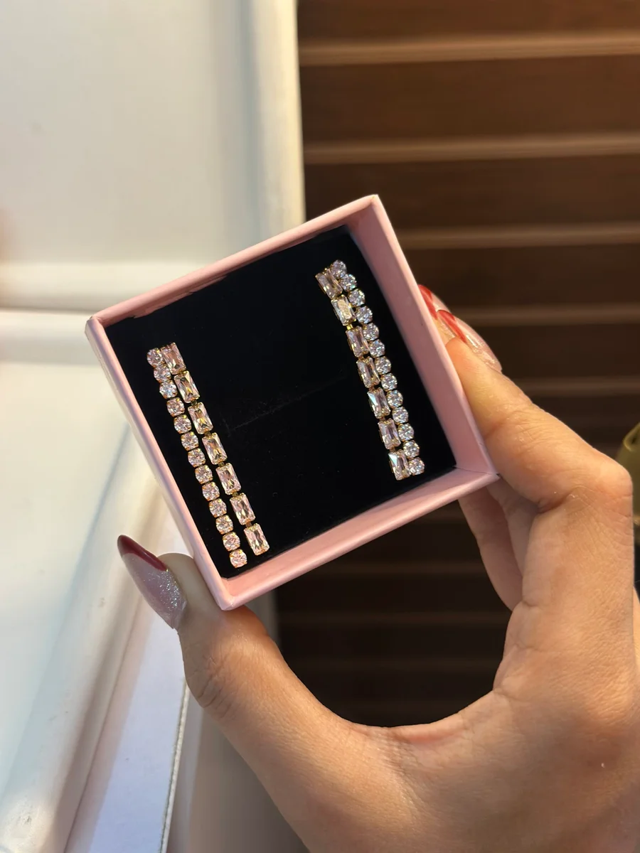 LUXE Sparkle Earrings
