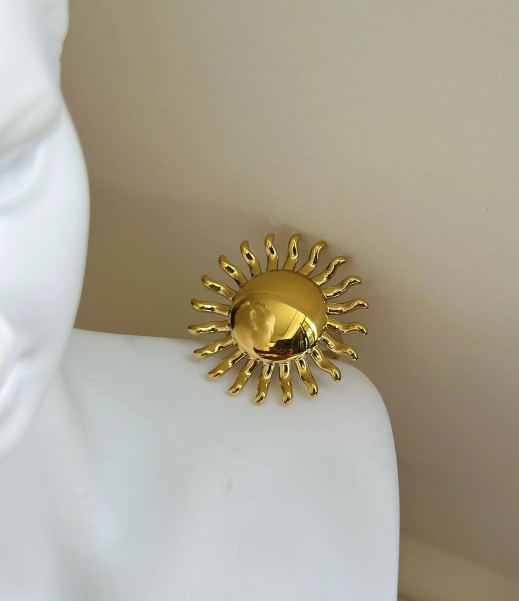 Solar Flare Statement Ring
