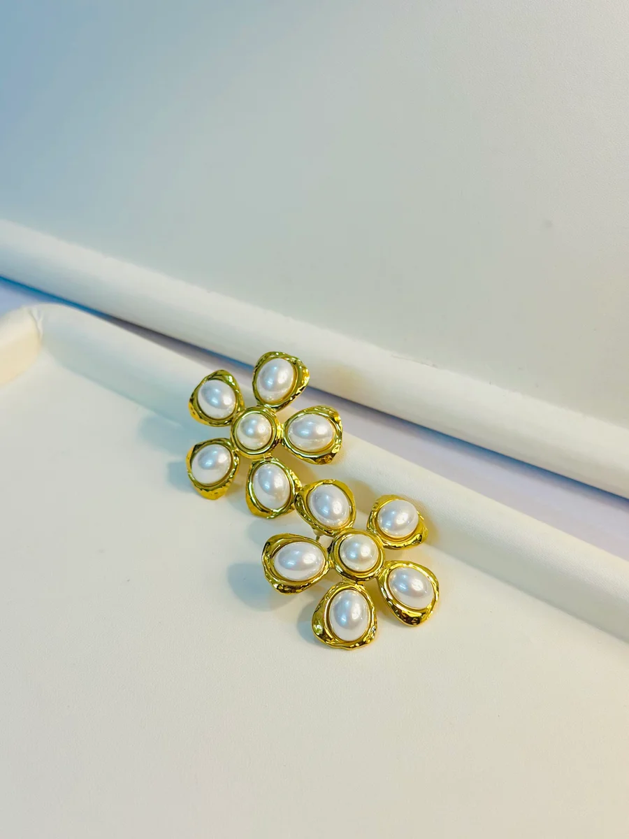 Pearls Flower Earrings