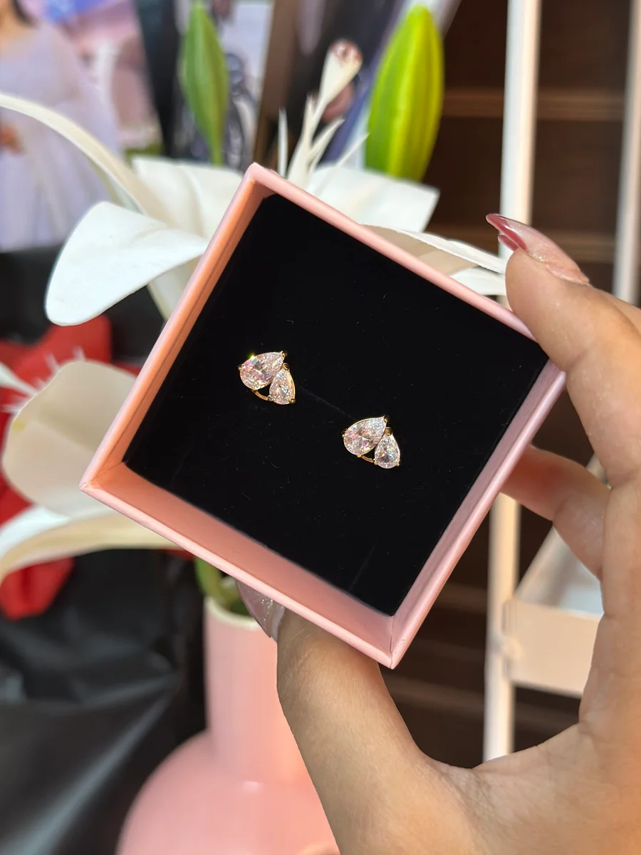 Glam Studs 2