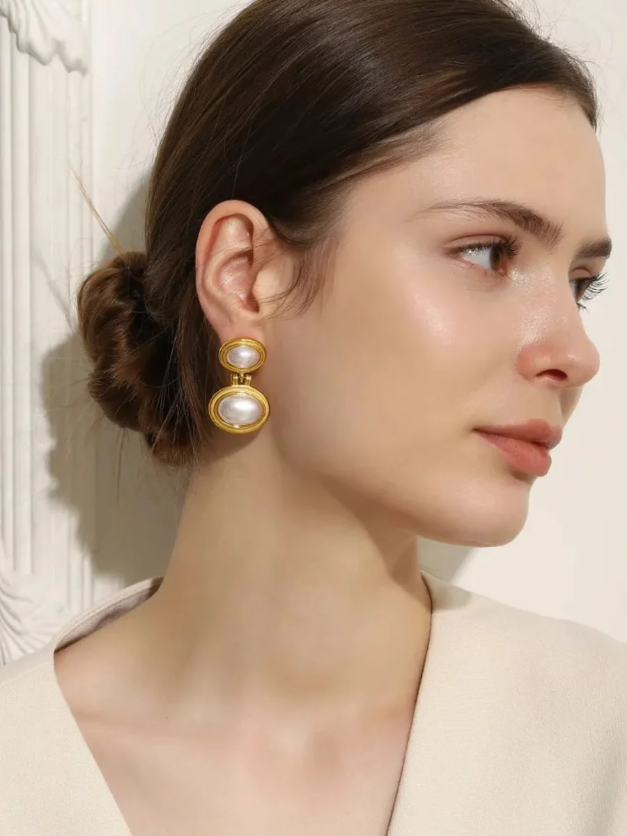 Bella Earrings 3