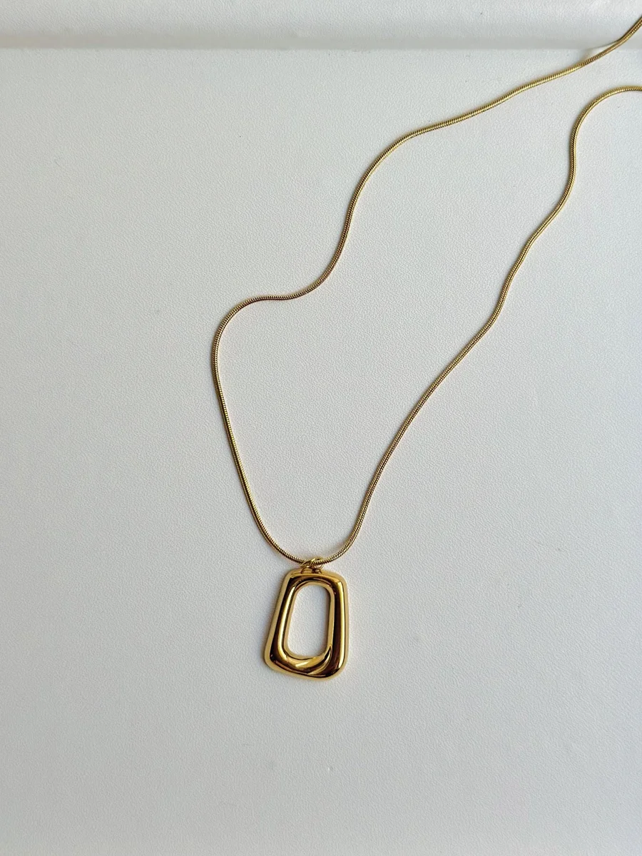 Modern Muse Necklace