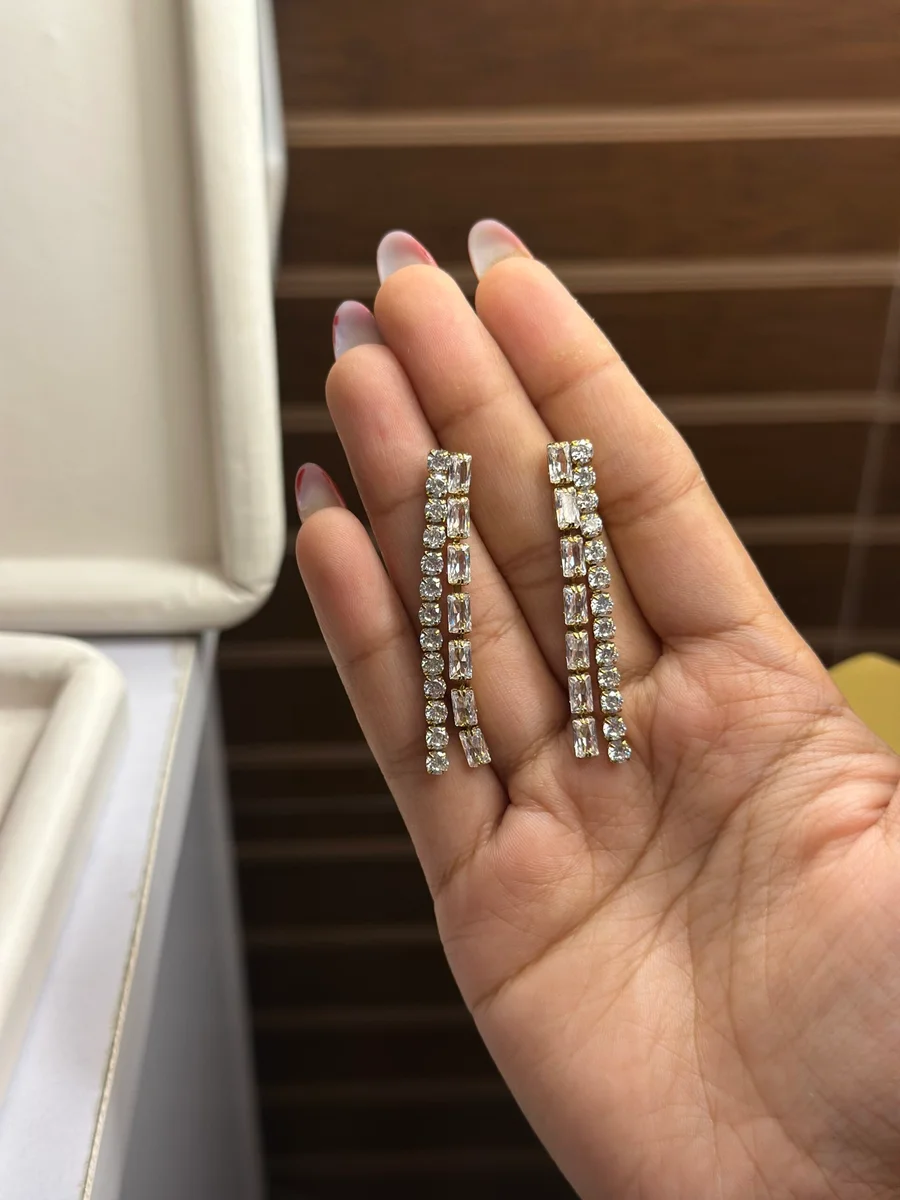 LUXE Sparkle Earrings 2