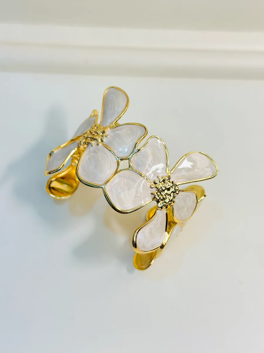 Daisy Cuff Bracelet 2