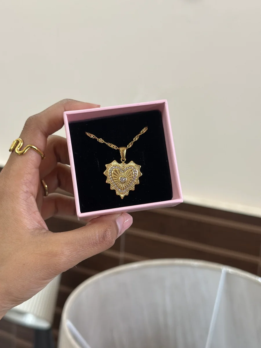 Vintage Heart Necklace 3