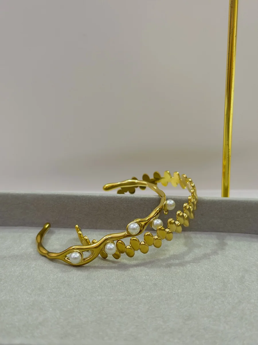 Dreams In Pearls Bracelet 3