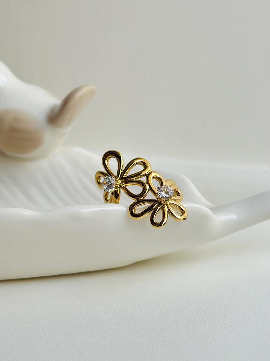 Golden Bloom Duo Ring