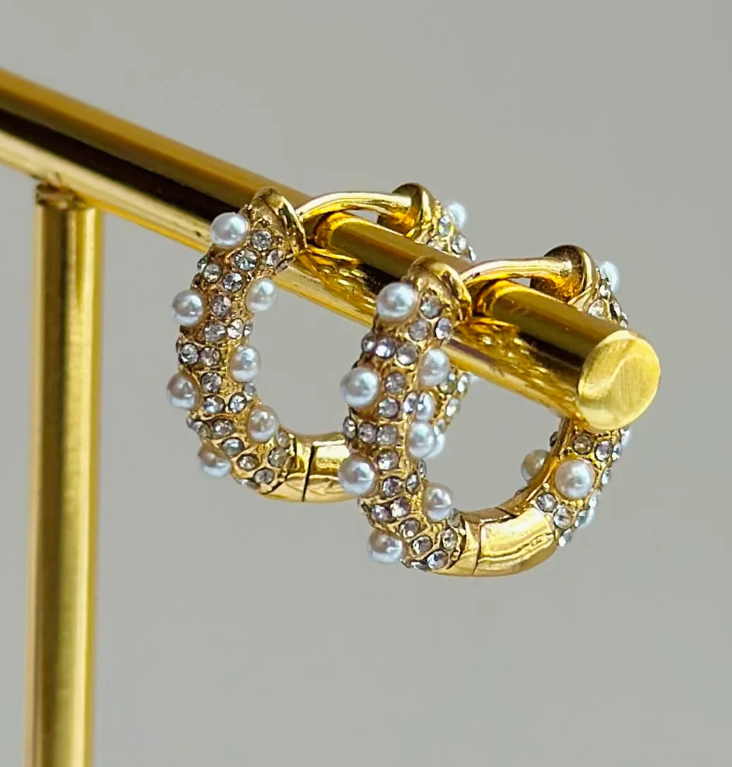 Princess Twist Hoops