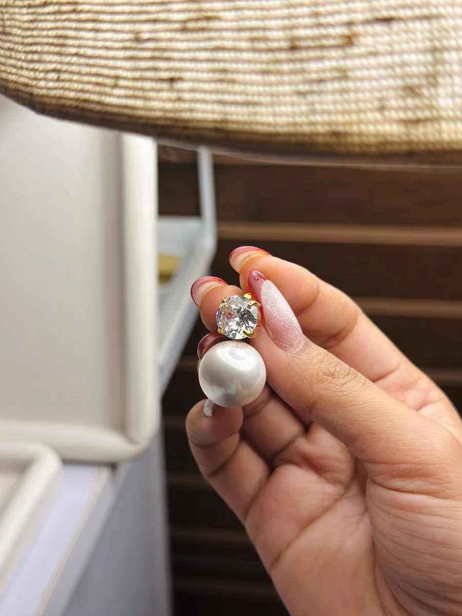 Premium Pearl Diva Earrings 3