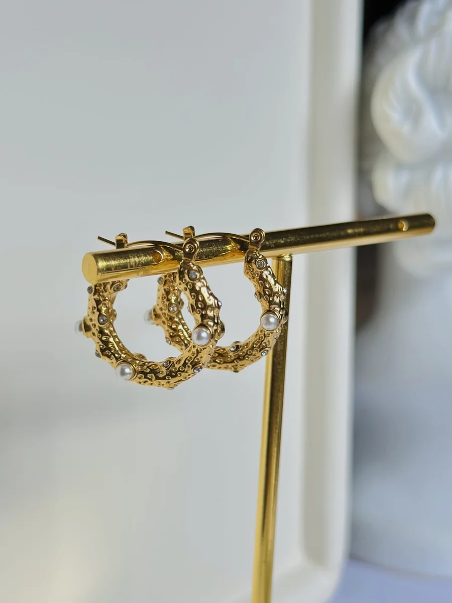 Golden Reef Hoops 3