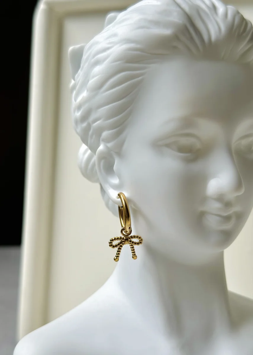 Calm Bow Hoops 3