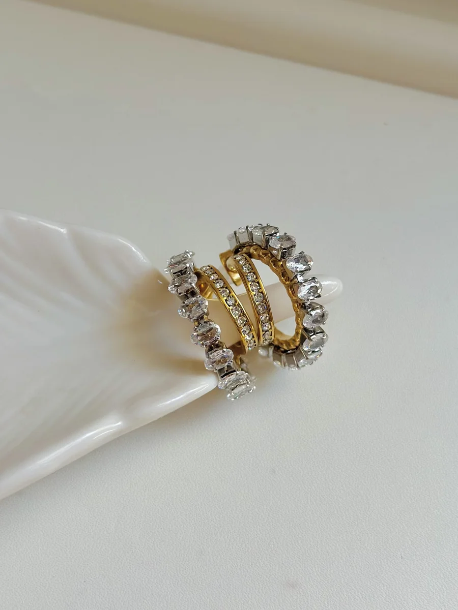 Luxe Glimmer Earrings 4