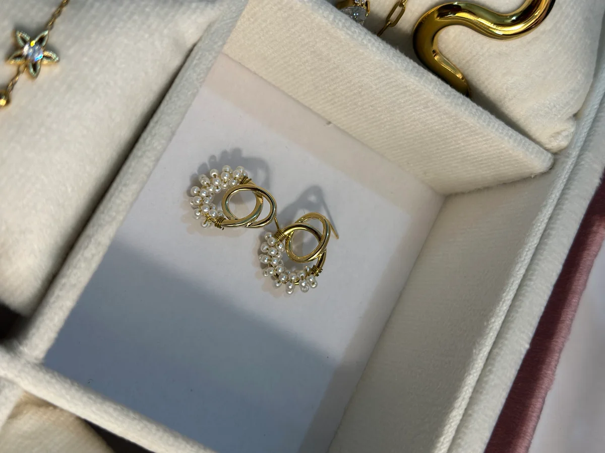 Premium Small Pearls Earrings