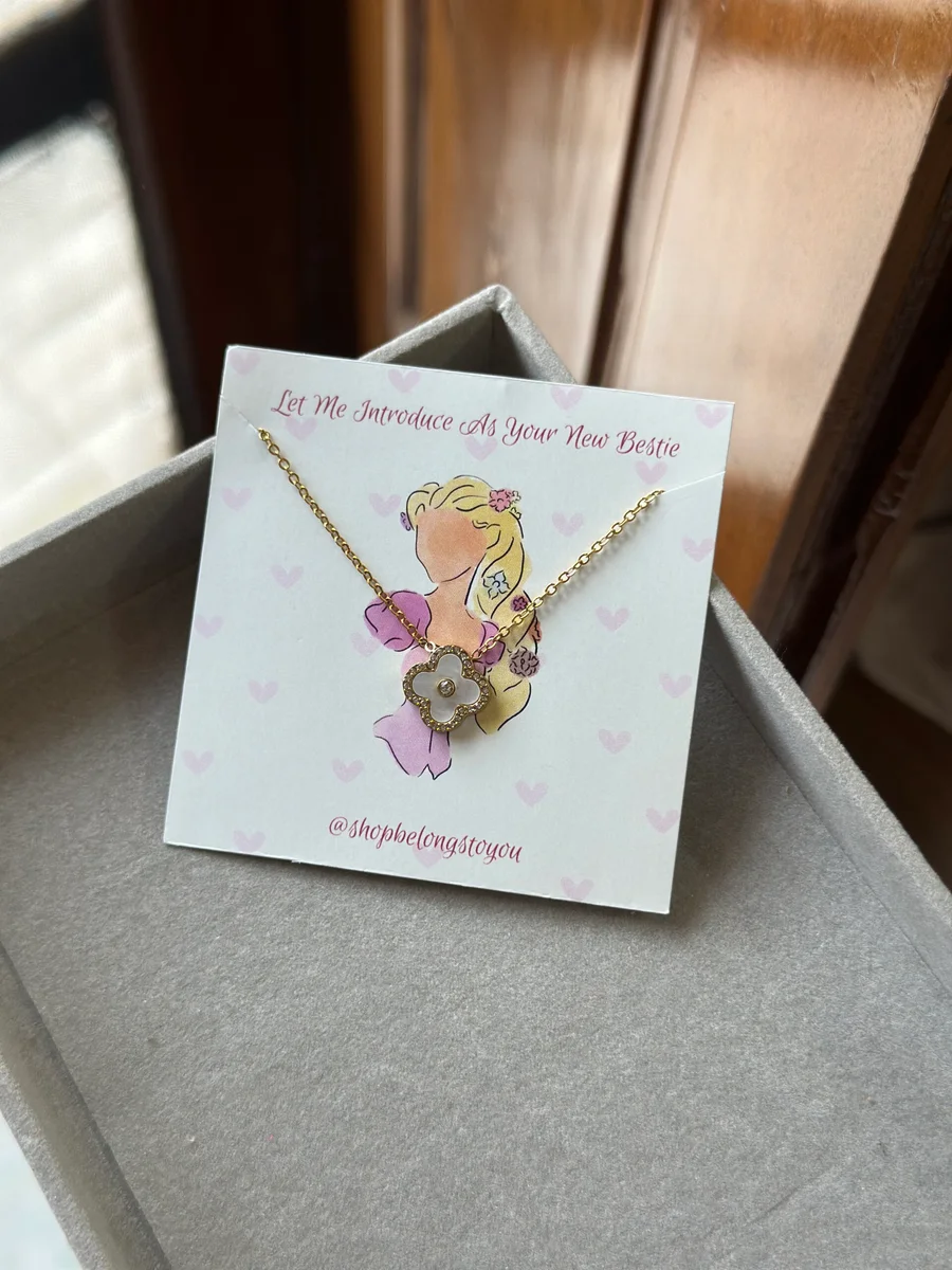 Clover Viral Necklace 2