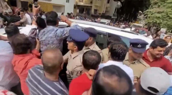 Ganeshotsava Controversy: ಮಲ್ಲೇಶ್ವರದಲ್ಲಿ ಶಾಸಕ ಮುನಿರತ್ನ ವಿರುದ್ಧ ಸ್ಥಳೀಯರ ಆಕ್ರೋಶ