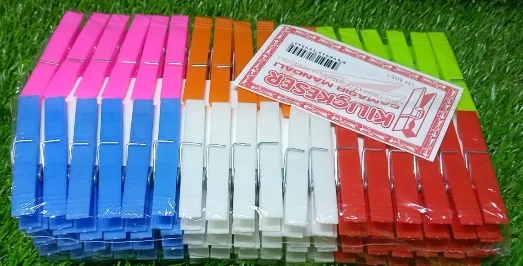 Plastic Cloth Clips 144 Pieces Pack