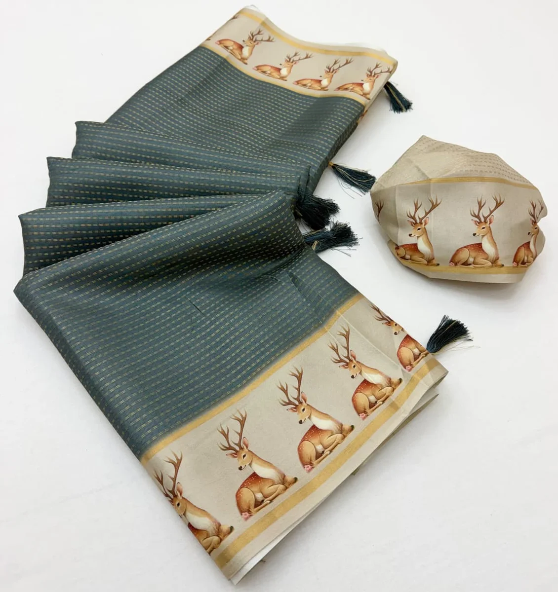 Chhavi Tusser – Soft Tussar with Bentex border, small Zari checks & tassels + matching blouse piece