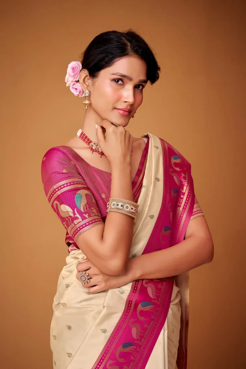 LV207CN171026-1  FLAMINGO SILK – Soft Satin Silk Saree 15